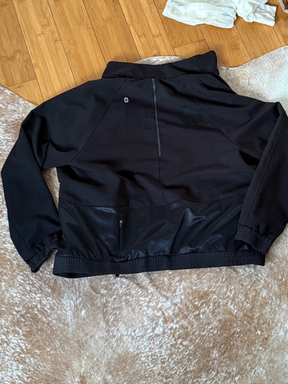 Figs Syndey Jacket - Picture 2 of 2